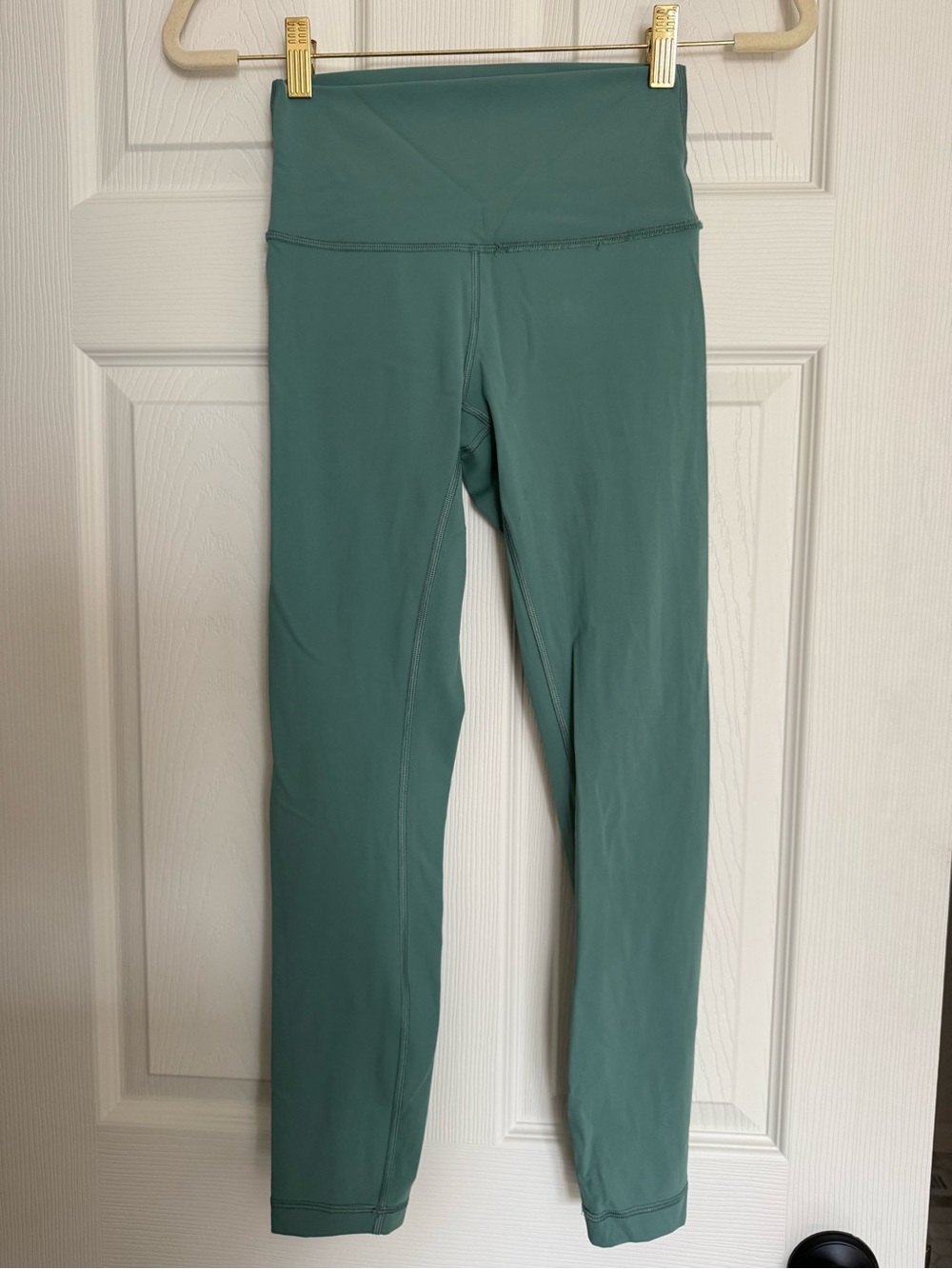 Lululemon High-Rise Leggings Size 4
